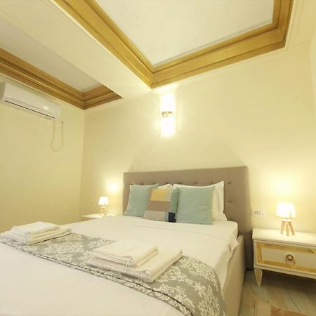 Laroka House Luxury Apartment City Center Universitate Бухарест Экстерьер фото