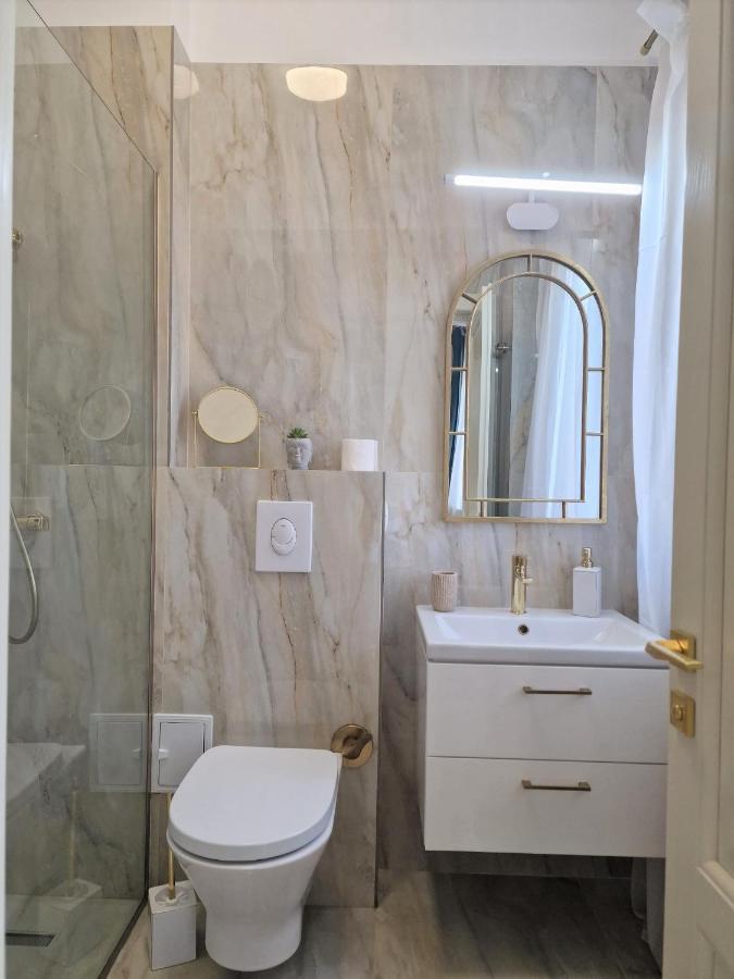 Laroka House Luxury Apartment City Center Universitate Бухарест Экстерьер фото